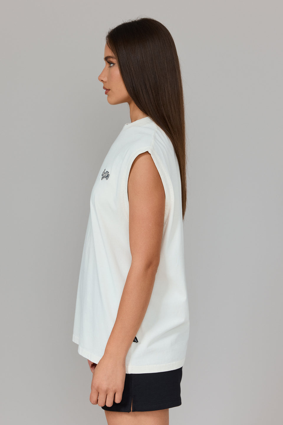 Illyrian TM Tank Top - Cream