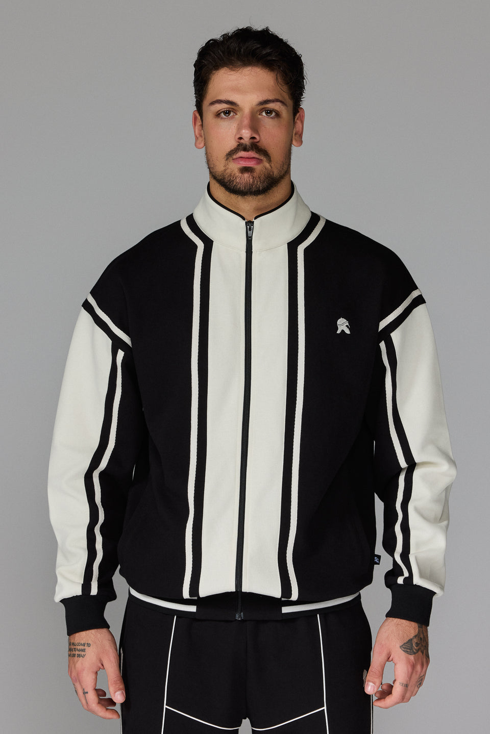 Culture Zipped Jacket - Black