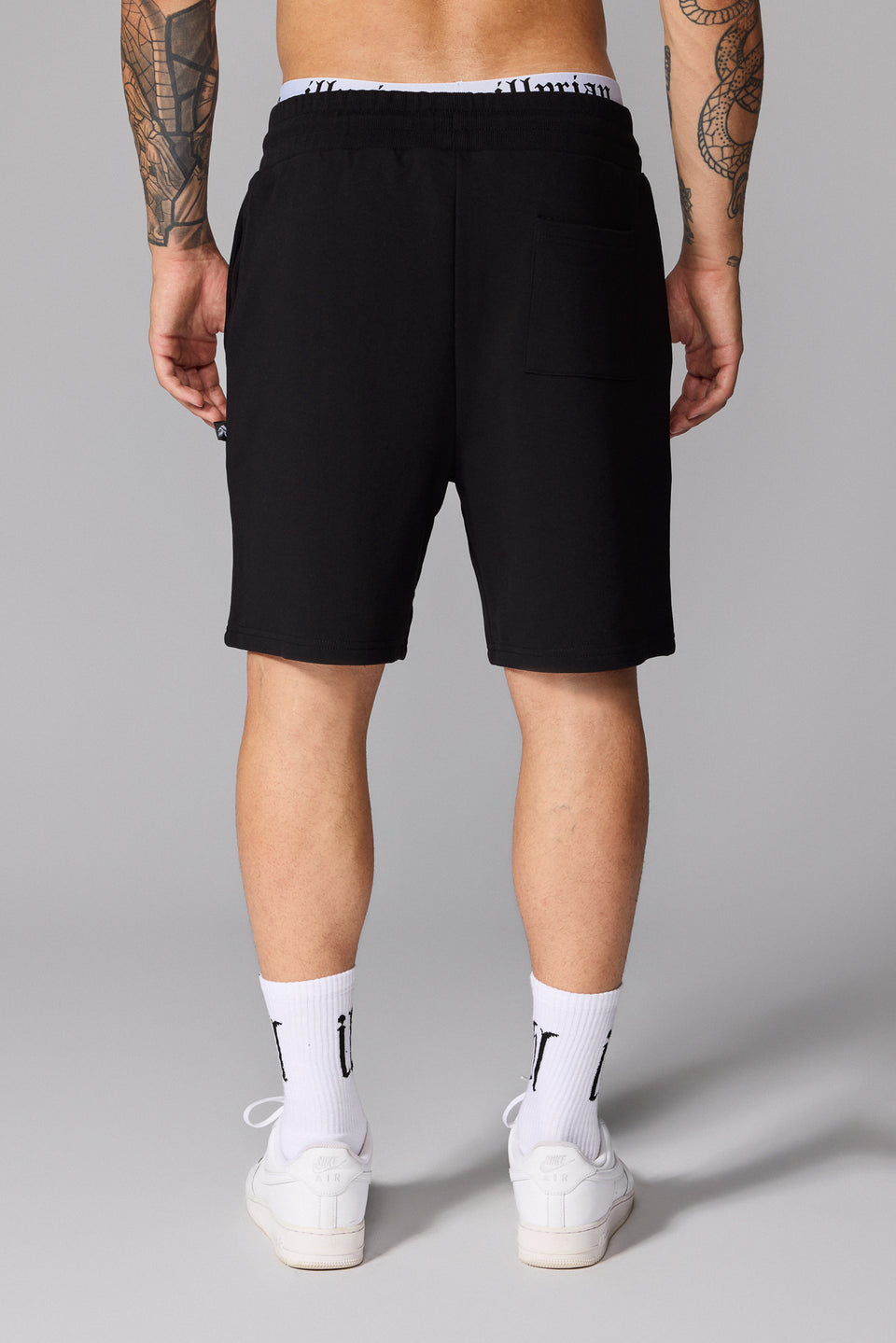 S26 Illyrian Shorts - Black
