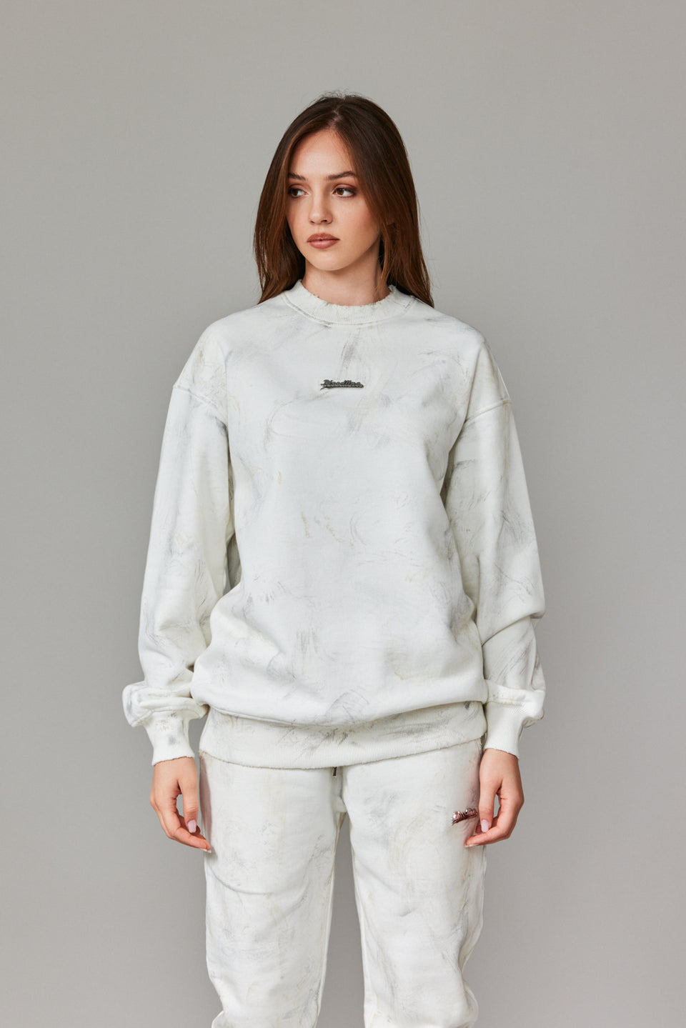 Stained Fleece Sweater - White