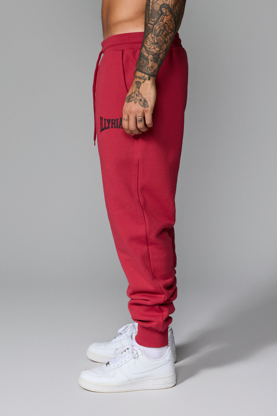 Illyrian AW26 Joggers - Red