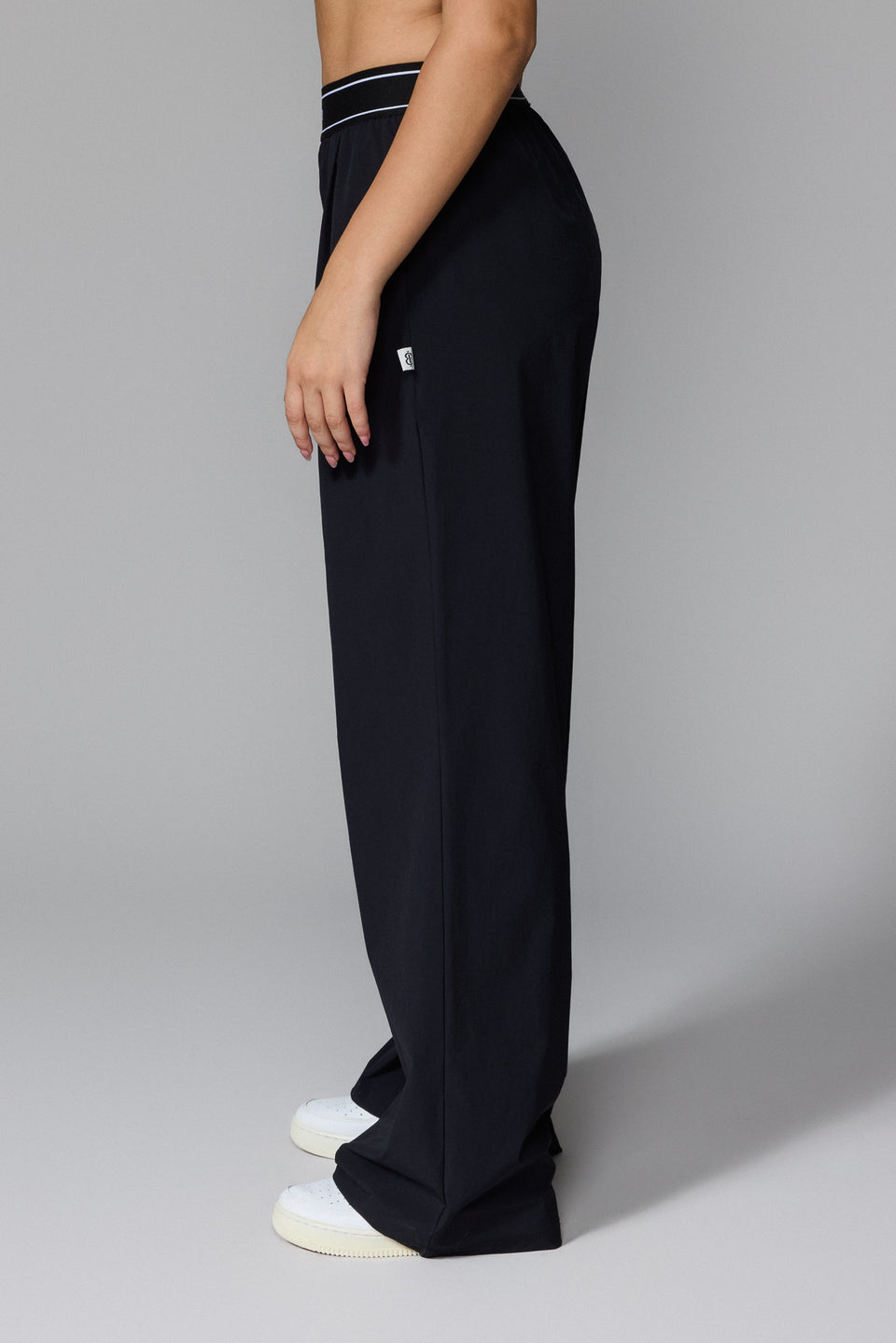 Women's Relaxed Trousers - Black