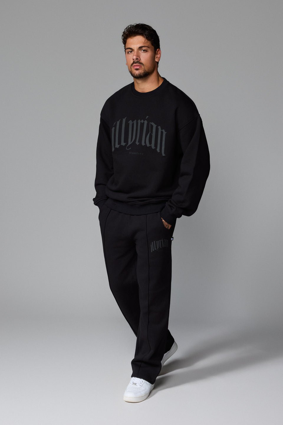 Illyrian Signature Straight Joggers - Black