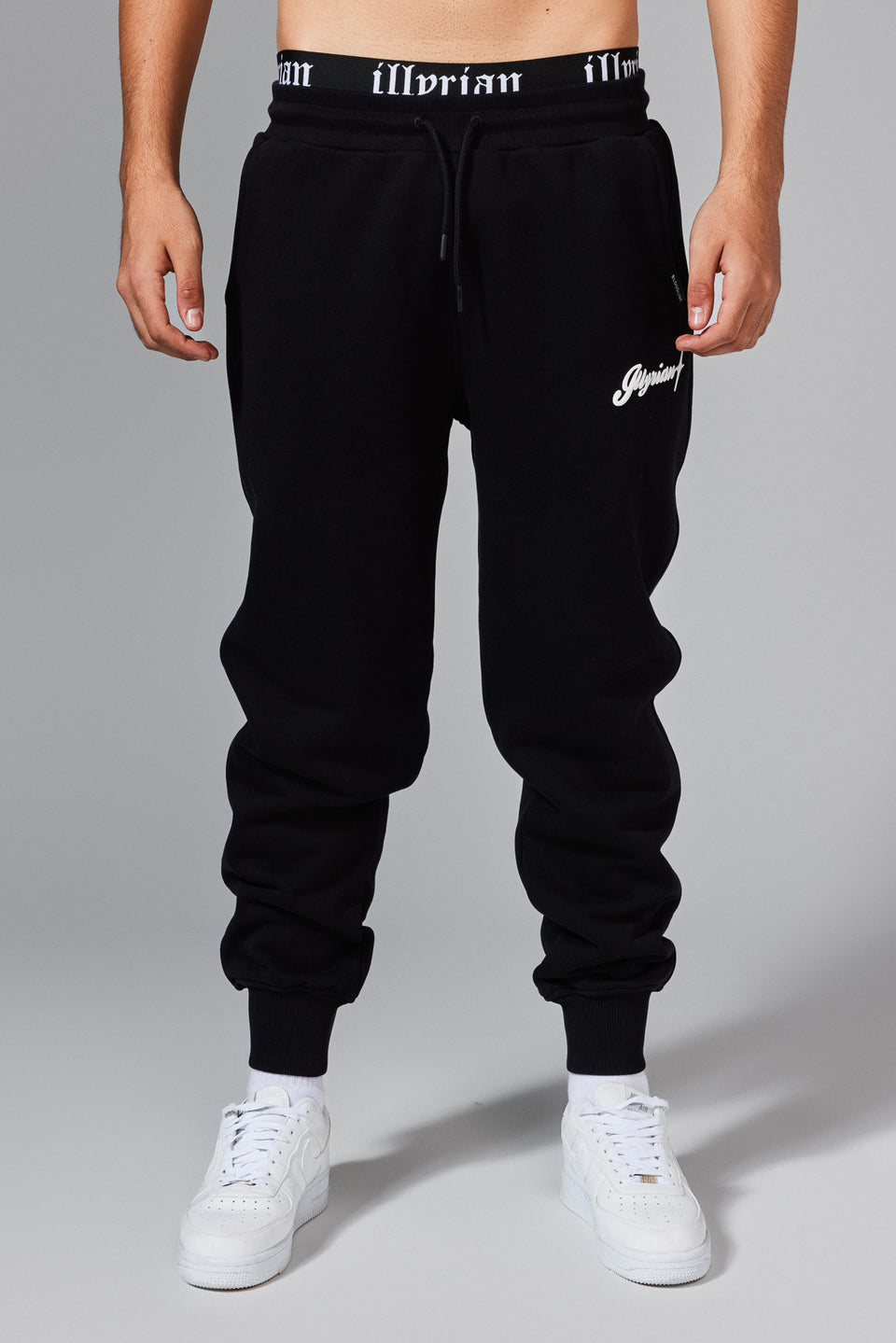 Yll I Ri Joggers - Black