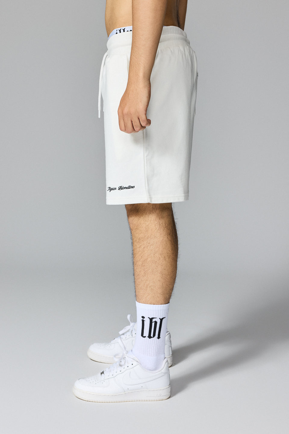 The Illyrian 26 Cotton Shorts - White
