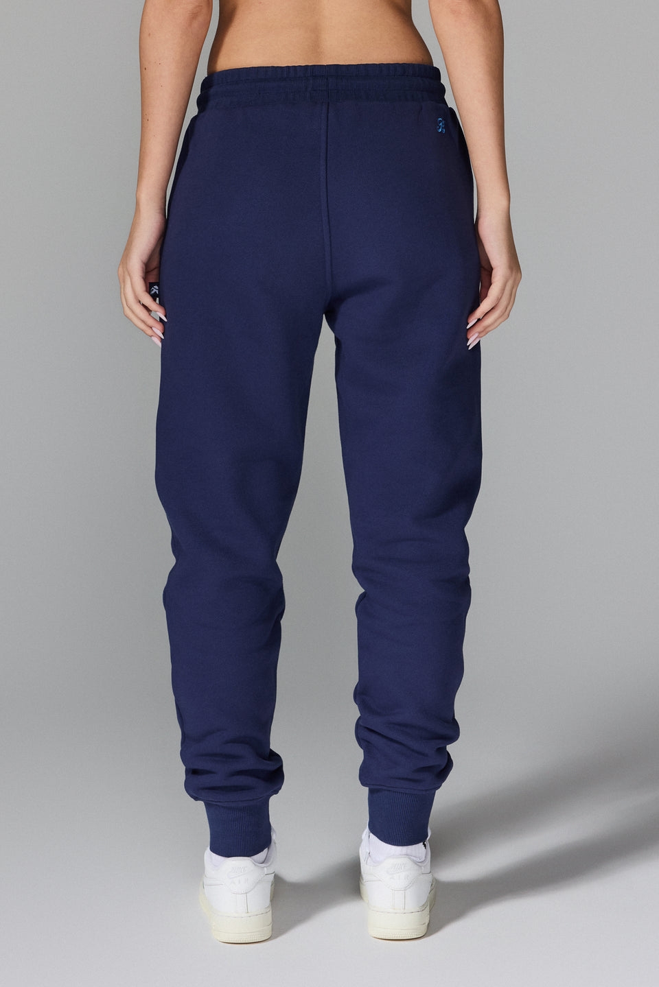 Illyrian W25 Joggers - Navy Blue