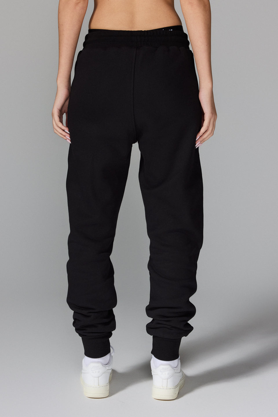 Illyrian Signature Joggers - Black