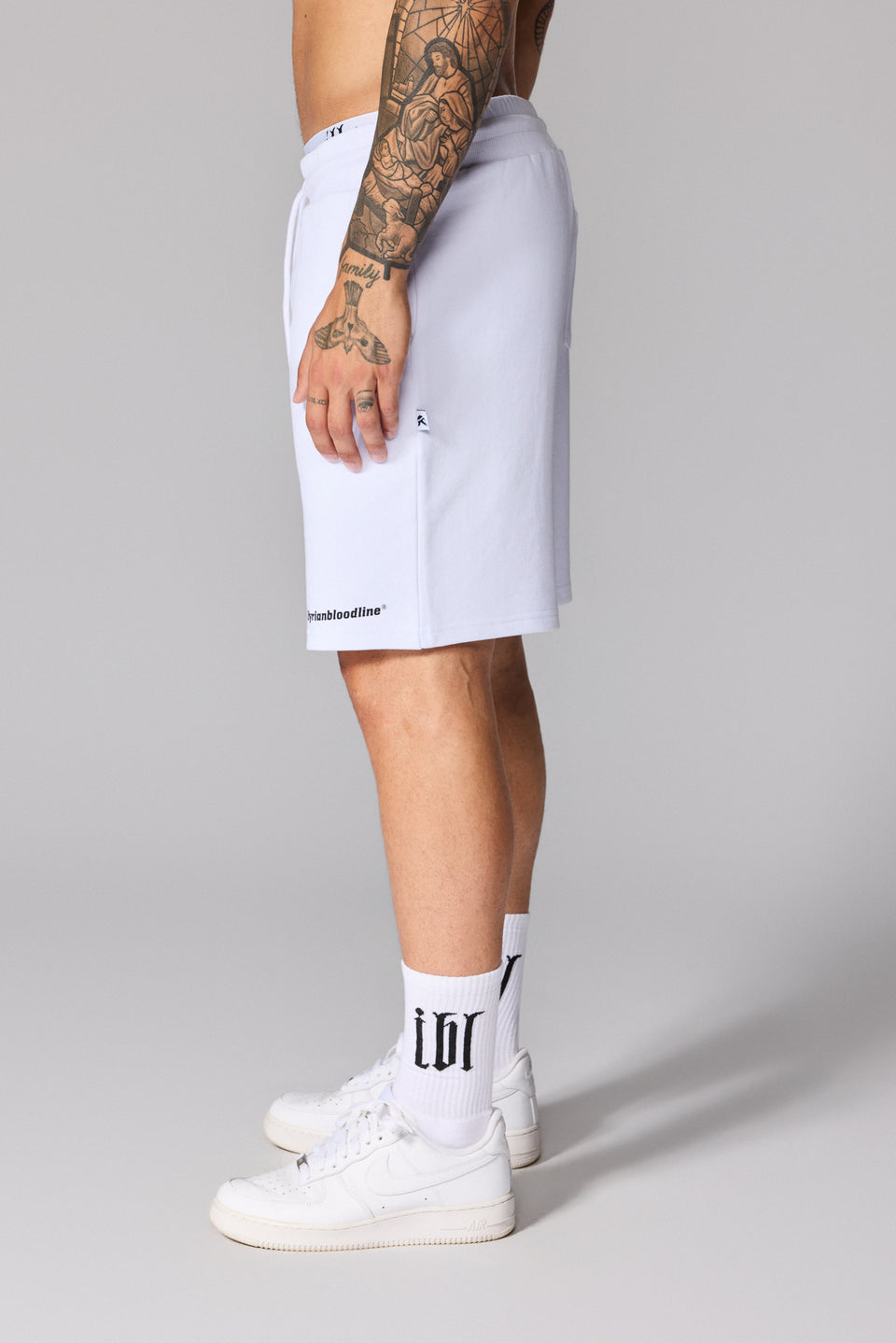 S26 Illyrian Shorts - White