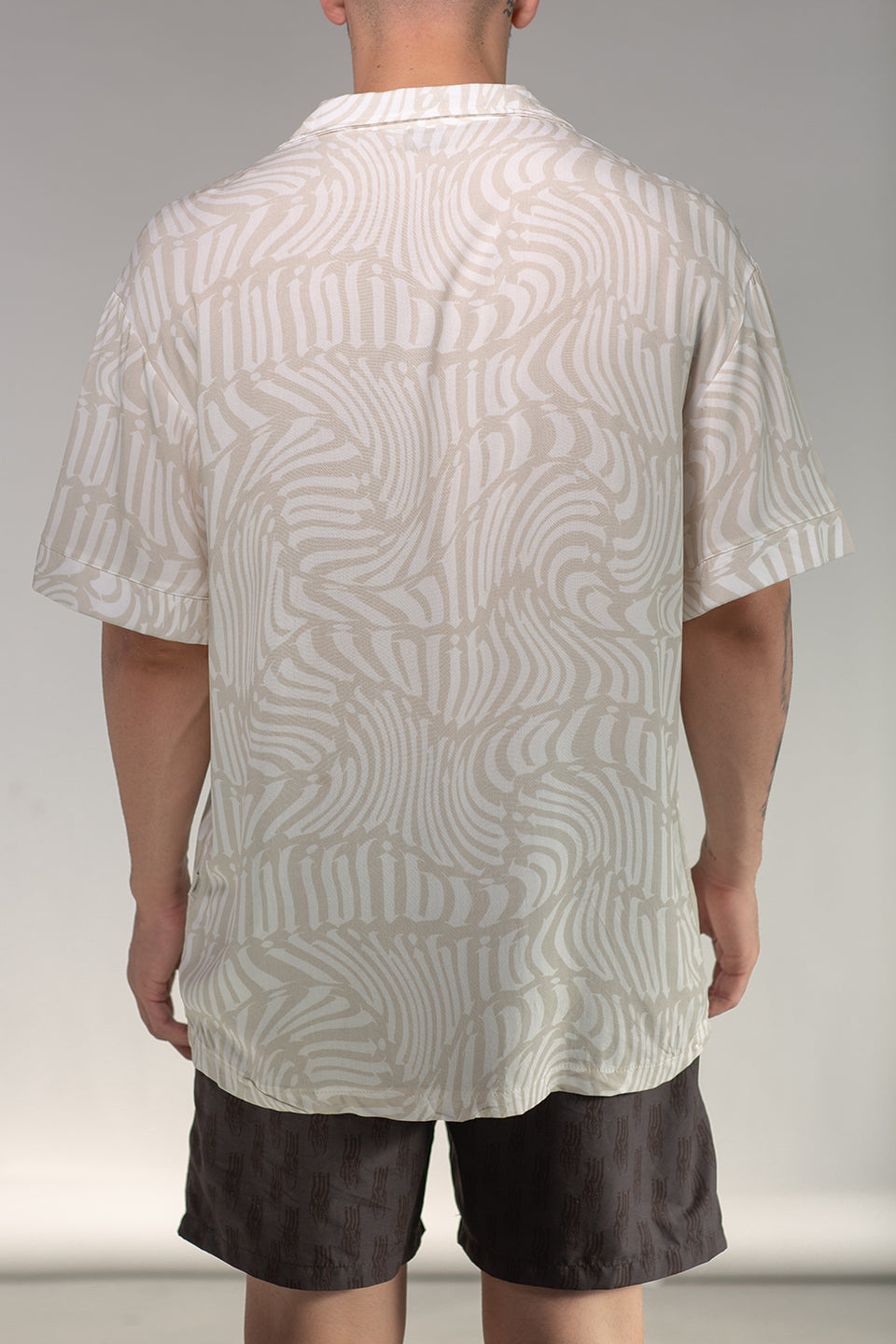 Distorted Illyrian Shirt - Cream