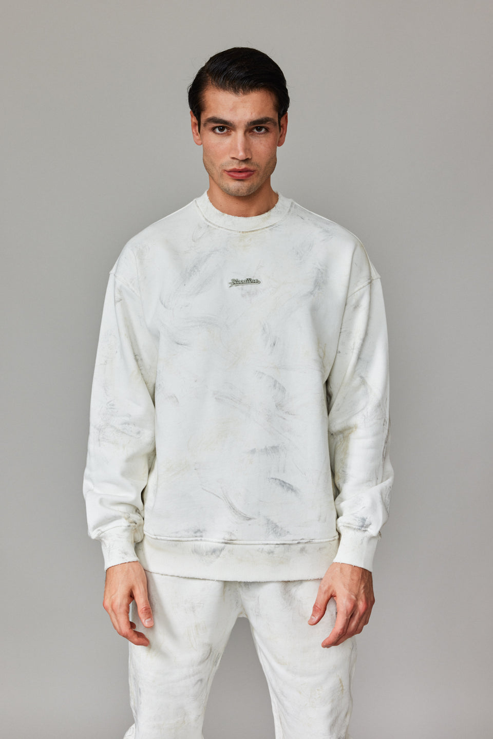 Stained Fleece Sweater - White