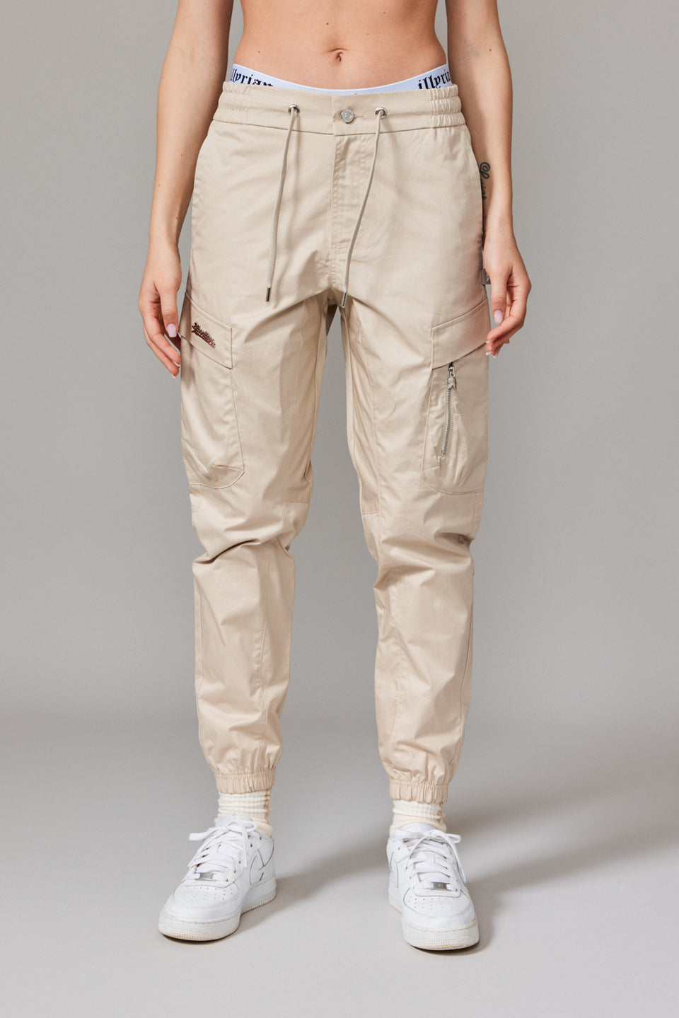 High waist cargo trousers - Beige | Guts & Gusto